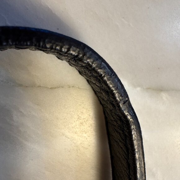 Lindquist Object Faba in Black - Picture 2 of 9